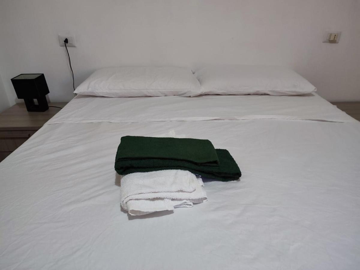 Rooms For Rent 67 Sassari Zewnętrze zdjęcie